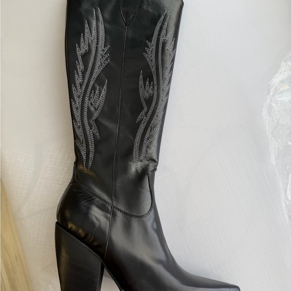 Chic Black Embroidered Heeled Boots Real leather - Picture 3 of 8